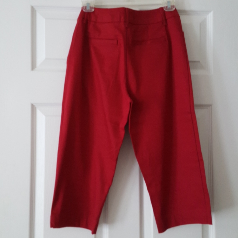 St John's Bay Capris - Picture 4 of 7